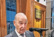 EMOTIVO HOMENAJE A RONCHETTI EN LA COOPERATIVA ELÉCTRICA, EL SALÓN DE CONFERENCIAS LLEVA SU NOMBRE